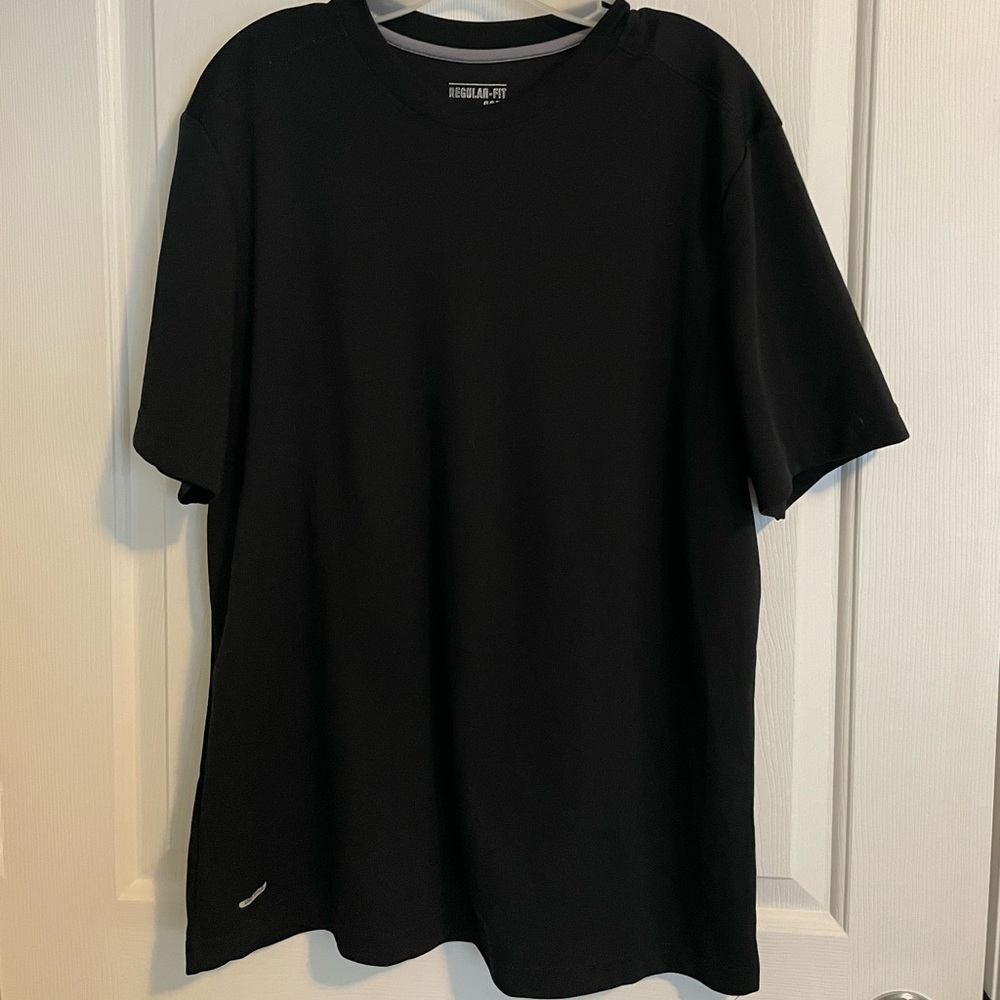 Black dri-fit tee